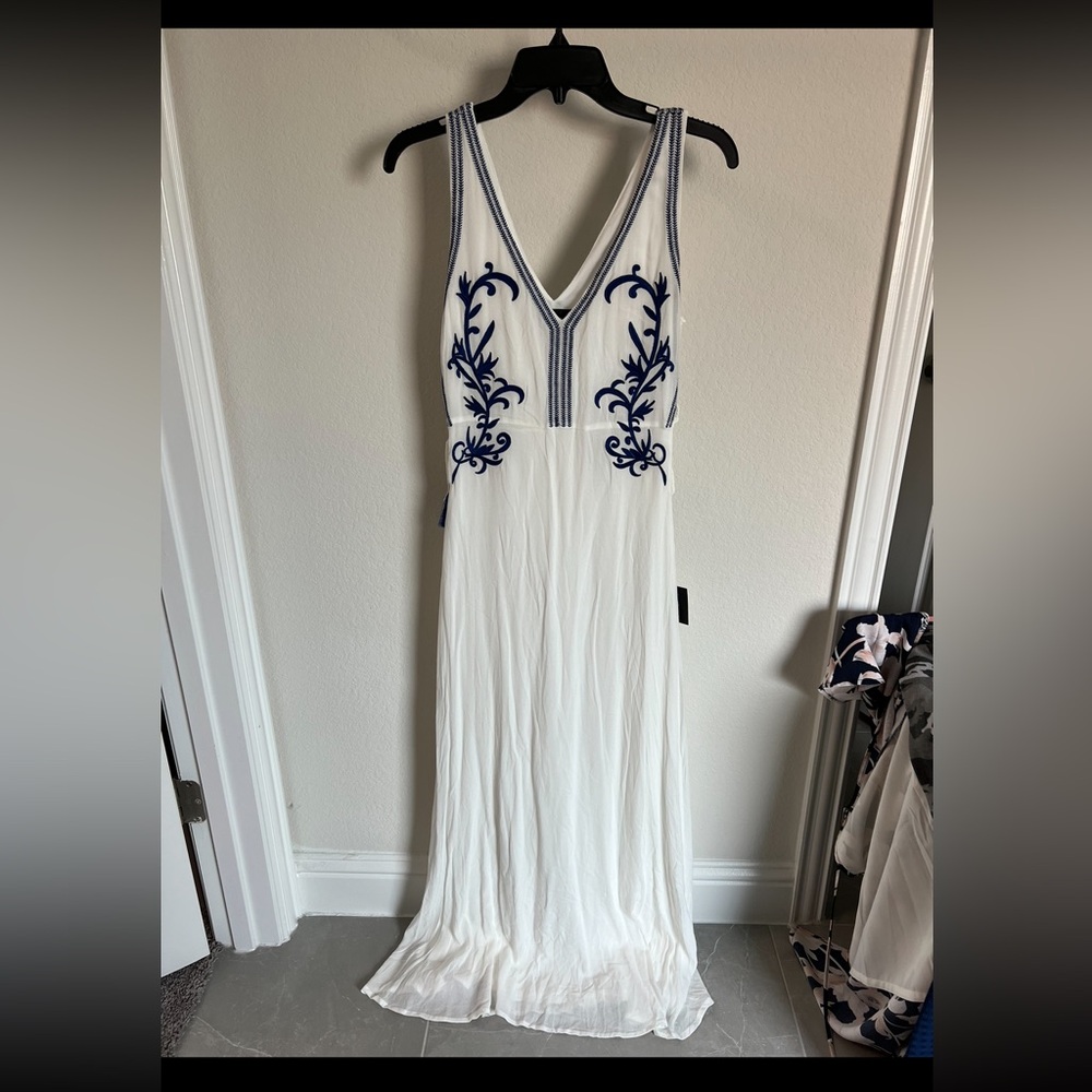 NWT Lulu’s maxi dress